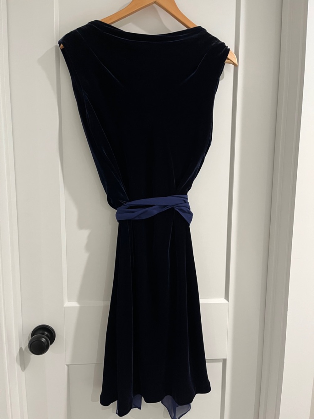 Elegant Navy Velvet Wrap Dress